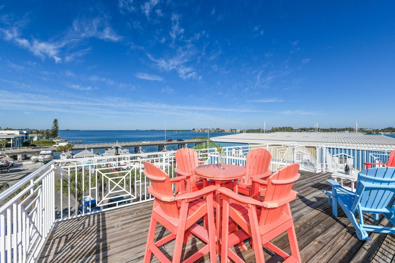 Nautical Tides Villa Bradenton Beach Exteriör bild